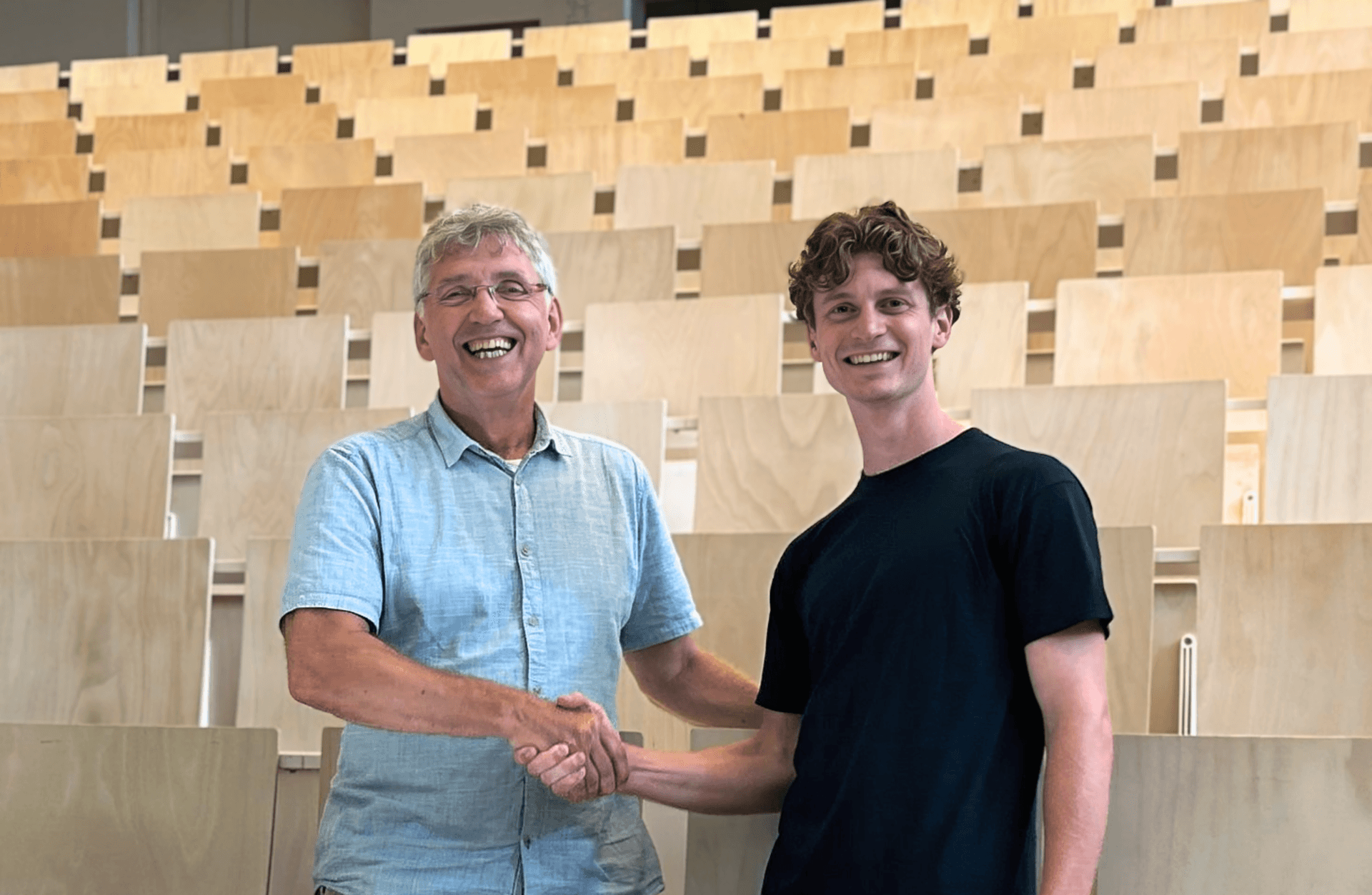 Michel Haring and Luc Mahieu after a successful LearnLoop pilot